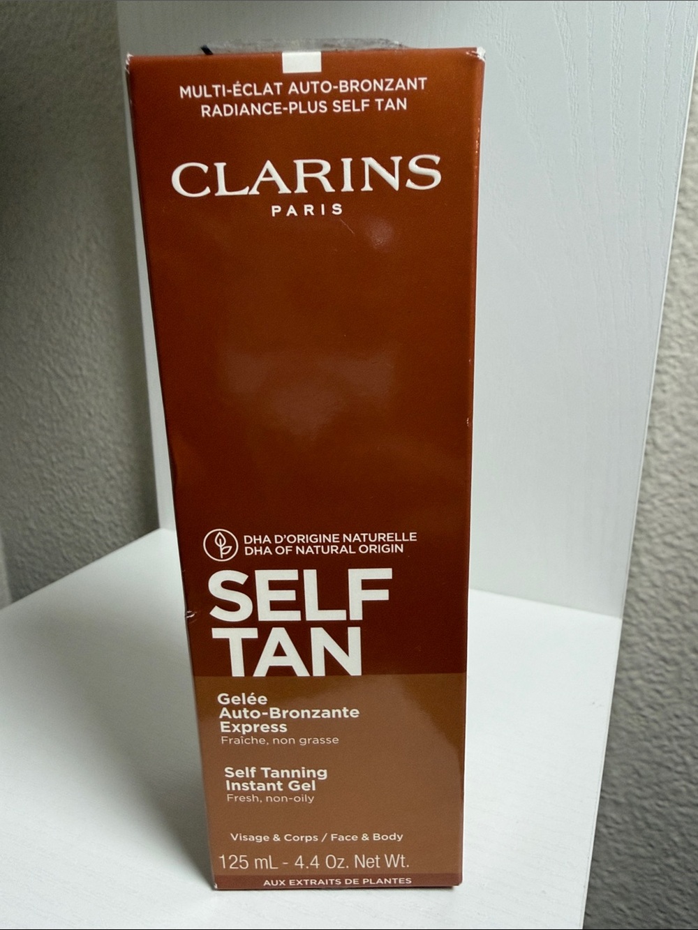 Clarins Self-Tan Gelée in Deep Bronze